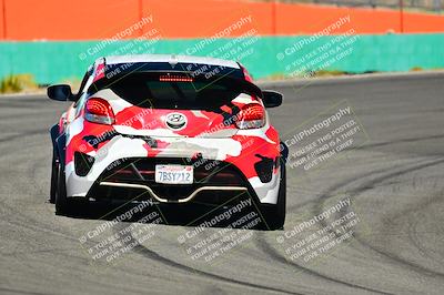 media/Oct-18-2025-Extreme Speed (Sat) [[d6d7e1fef1]]/Group 2 Green/Session 2 (Turn 3)/